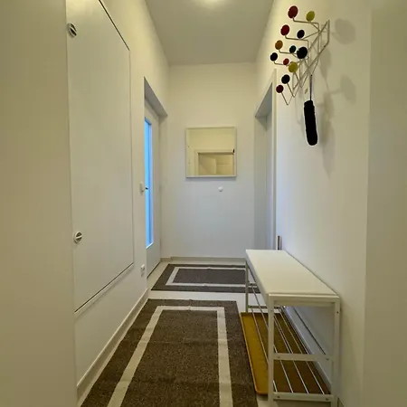 Weisse Apartment