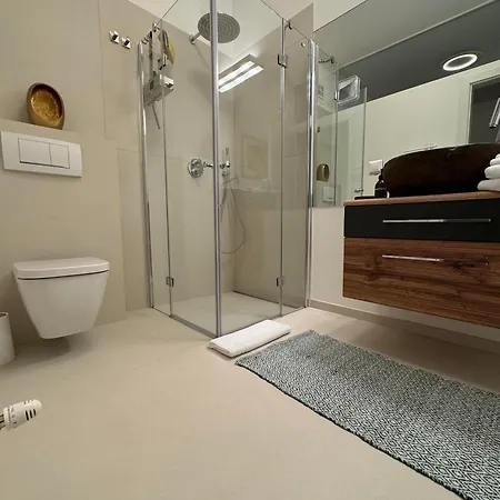 Weisse Apartment *