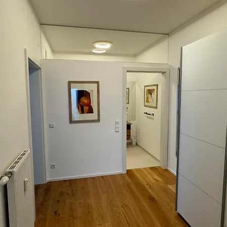 Weisse Am Millstaetter Daire Obermillstatt