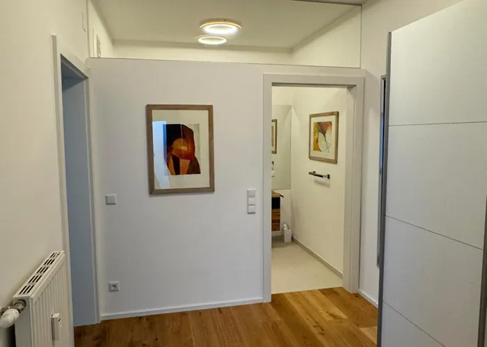 Weisse Am Millstaetter Daire Obermillstatt